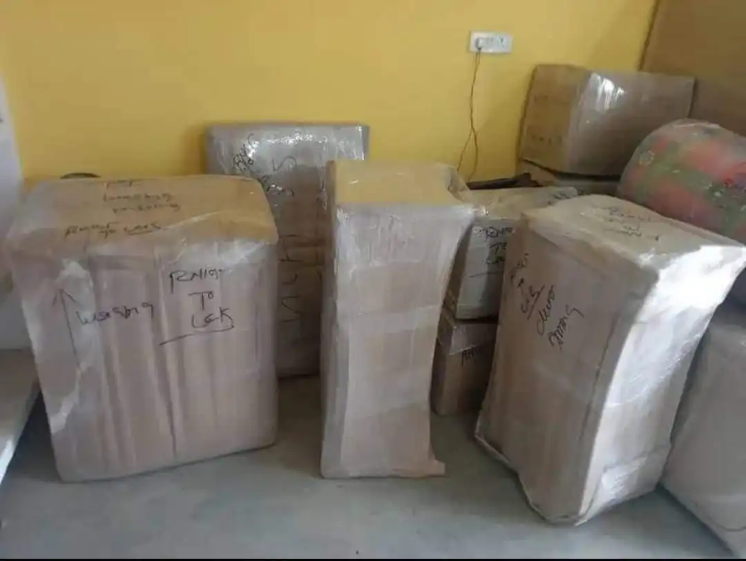 Packing for house shifting in Madhepura